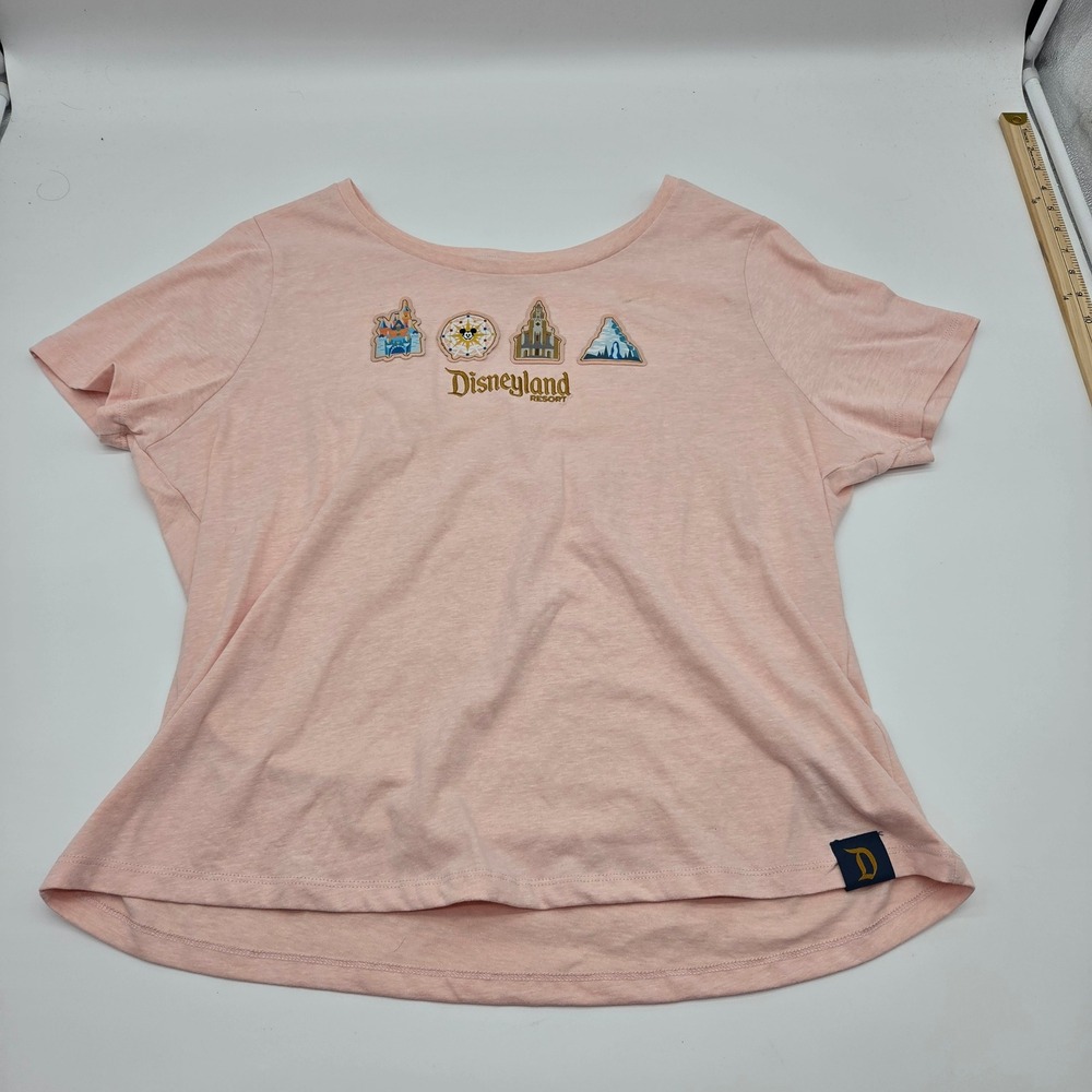 Disney Disneyland Resort Peach Graphic Tee Shirt Womens XL Attraction Patches